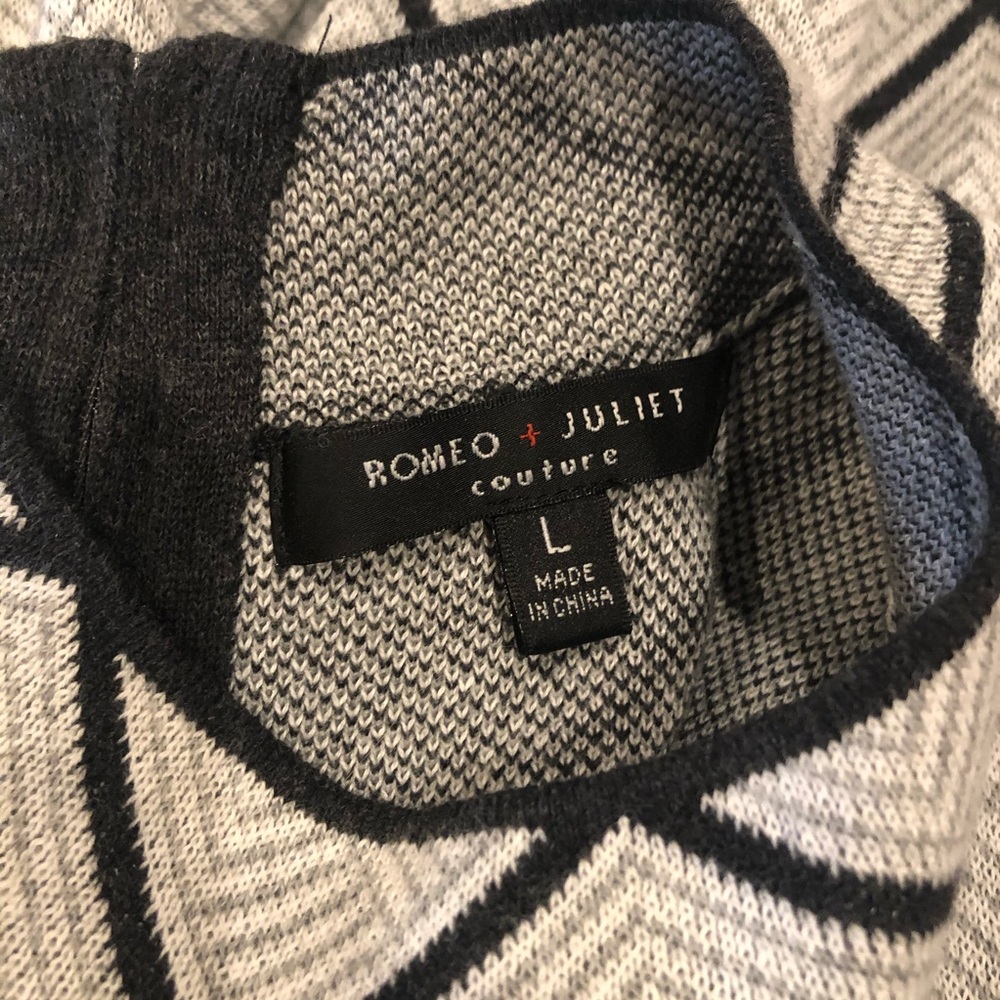 B2 Romeo & Juliet Grey Knit shift dress L - Picture 5 of 6